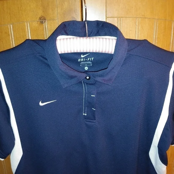Nike Dri Fit Boys Shirt - Picture 2 of 8